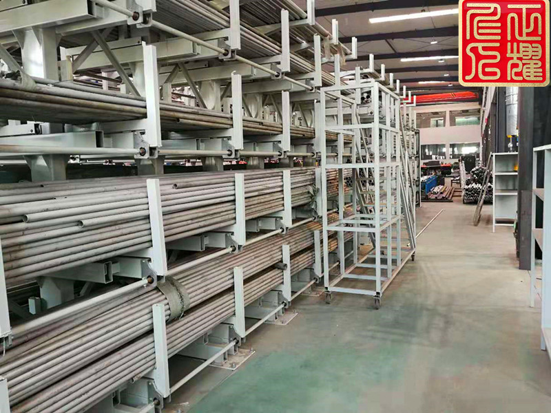 辽宁钢管架子案例图片40吨几十种规格分类摆放钢管货架