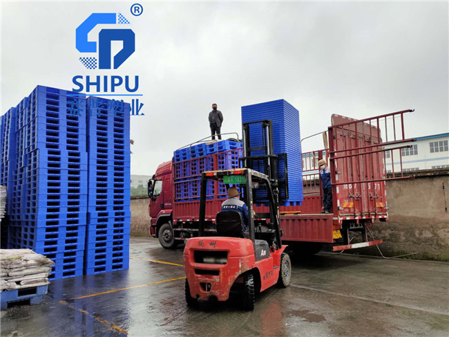 江西塑料托盤生產(chǎn)廠家