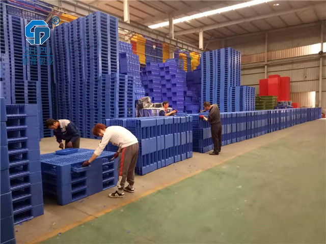 廣西塑料托盤廠家批發(fā)