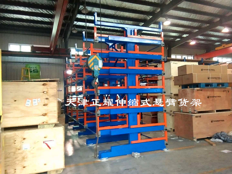 经过运输伸缩式悬臂货架顺利到达上海集团公司
