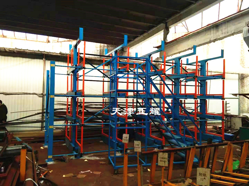 广东伸缩悬臂货架存放管材钢材型材轴杆 筒