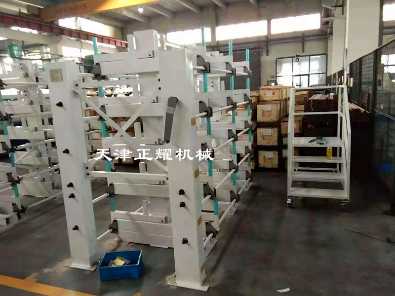 新案例伸缩式悬臂货架在浙江企业投入使用中