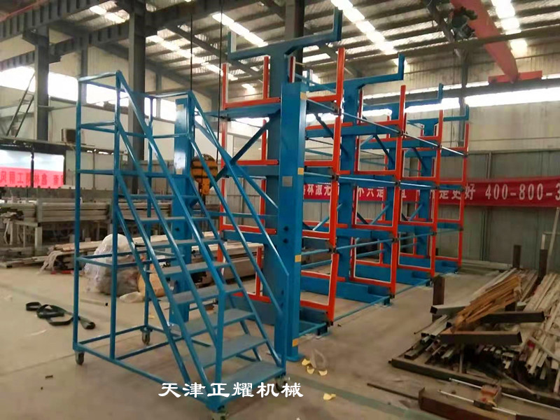 机加工行业钢材货架配套激光切割机使用伸缩悬臂式结构