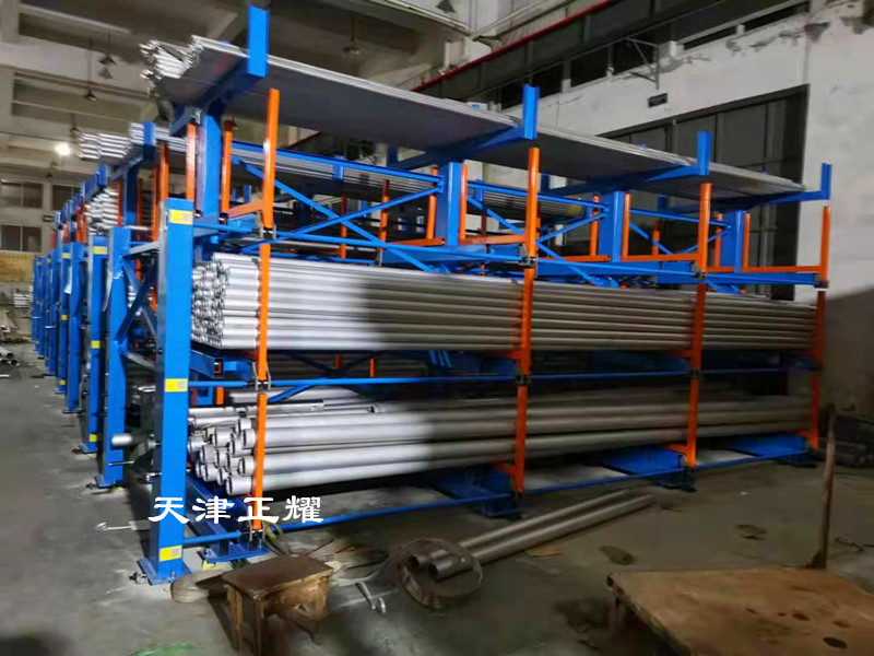 管材手搖伸縮式懸臂貨架存放種類(lèi)多數(shù)量大整齊省空間