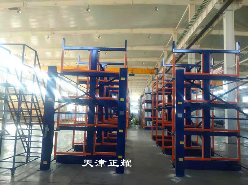 鋼管倉庫擺放伸縮式貨架整齊省空間擺放種類多存取方便