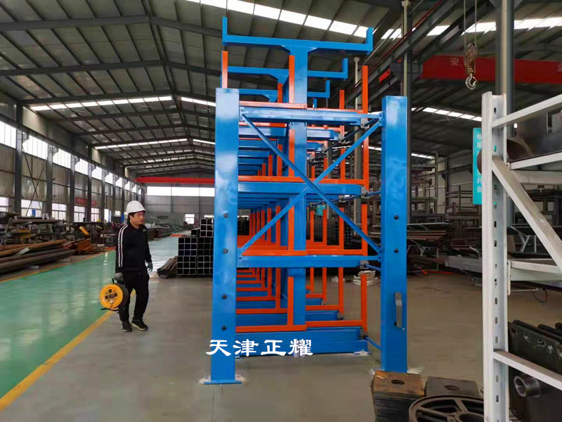 山東東營(yíng)伸縮式懸臂貨架如何存放管材節(jié)省空間擺放整齊