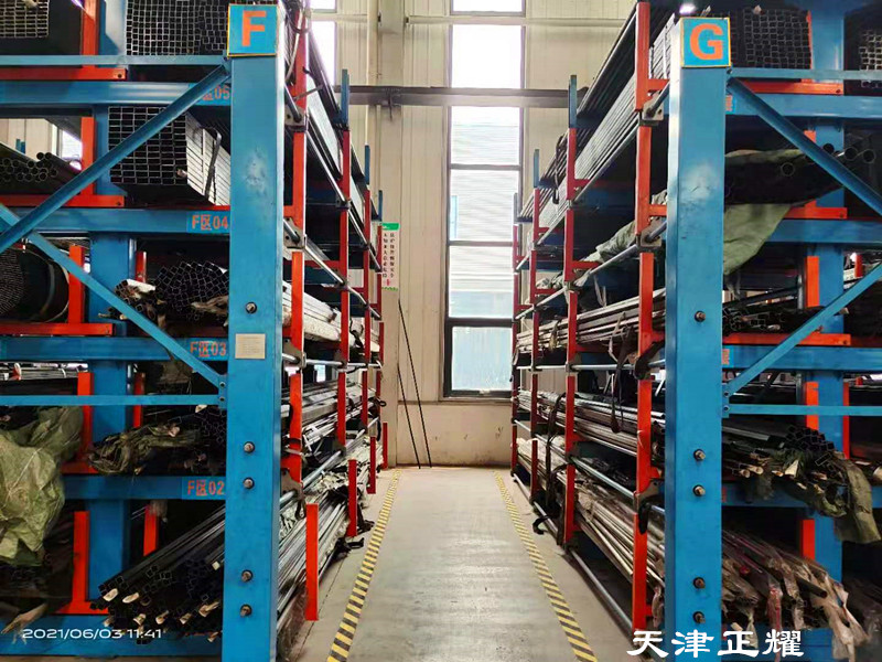 圓鋼管材車間存放好幫手浙江寧波伸縮式懸臂鋼材貨架