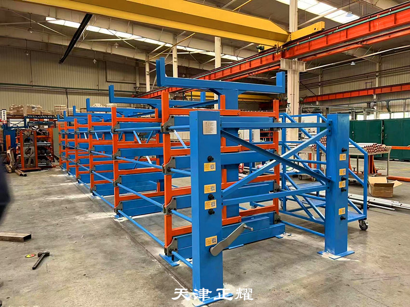 陜西渭南伸縮式懸臂貨架 軸存放架 管材貨架 圓鋼貨架