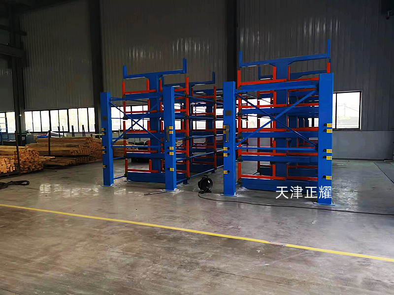 伸縮式懸臂貨架新項目在浙江企業(yè)竣工省空間擺放整齊