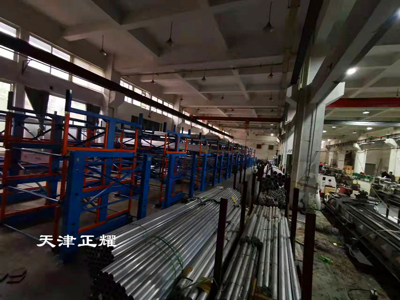 管材的存儲方式節(jié)省空間擺放整齊可以使用吊車方便快捷