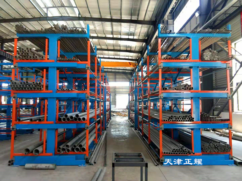 四川成都管材貨架伸縮式結(jié)構(gòu)擺放多種型號管材