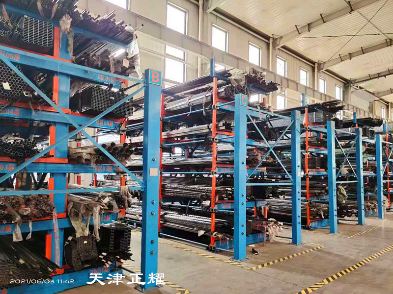 鋼材圓鋼鋁型材吊車存取方式伸縮式懸臂貨架方便快捷