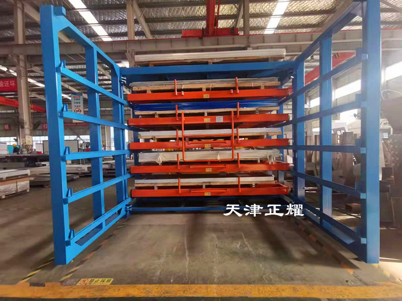 多種板材如何擺放節(jié)省空間整齊方便航吊存取使用