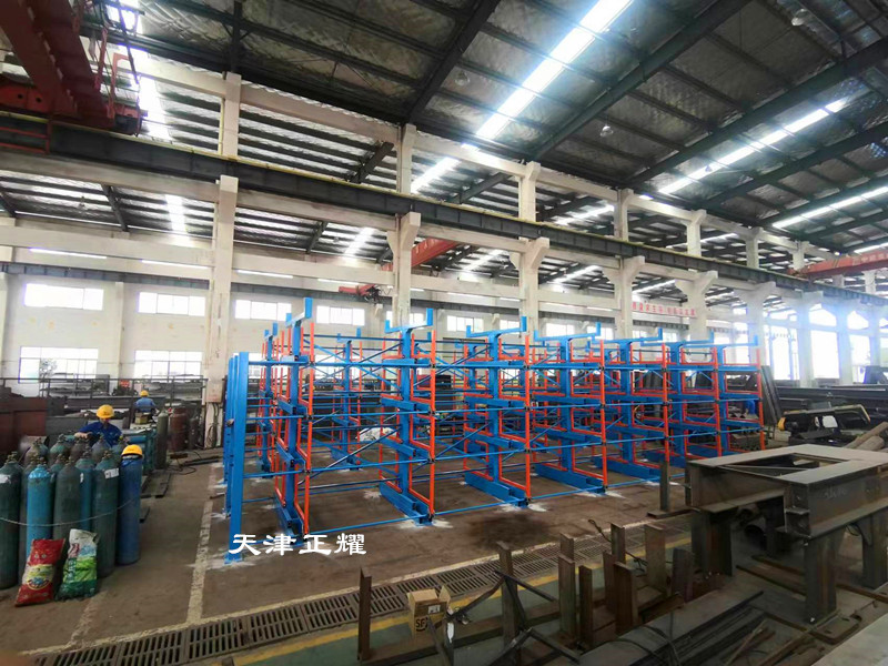 項目圖片伸縮式懸臂貨架存儲量高可以伸縮吊車存取