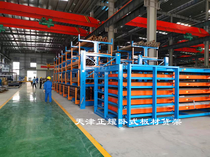 鋼板貨架抽屜式結(jié)構(gòu)使用吊車存取方便快捷節(jié)省空間