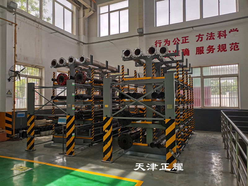 新疆克拉瑪依伸縮式懸臂鋼管貨架省空間擺放整齊清晰