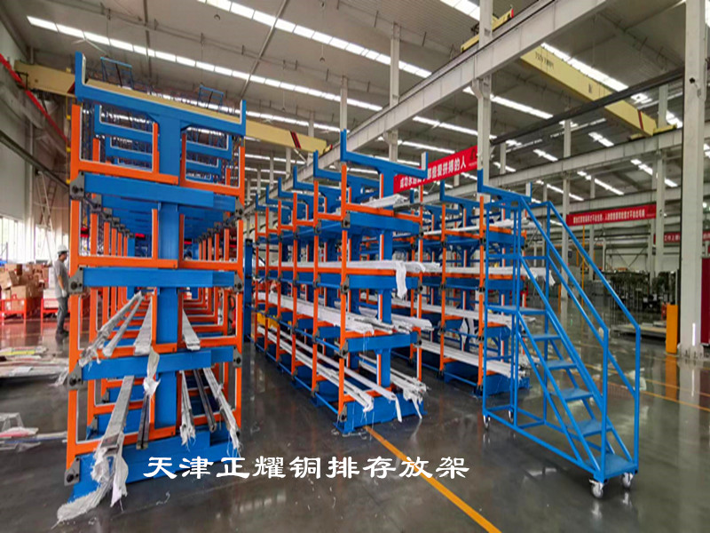 江蘇鹽城銅排貨架手動(dòng)搖出式結(jié)構(gòu)立體存放省空間整齊