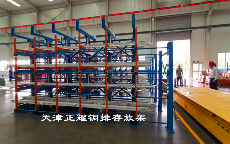 江蘇鹽城銅排貨架手動(dòng)搖出式結(jié)構(gòu)立體存放省空間整齊