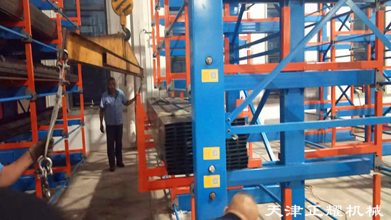 湖北荊州管材貨架 伸縮式懸臂貨架 圓鋼存放架 軸貨架