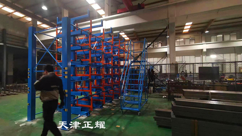 廣東惠州伸縮式懸臂貨架立體存放棒料鋼材管材