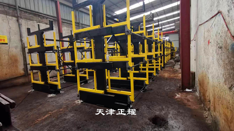 伸縮懸臂貨架新項目存放不同直徑的圓鋼整齊省地存儲量高