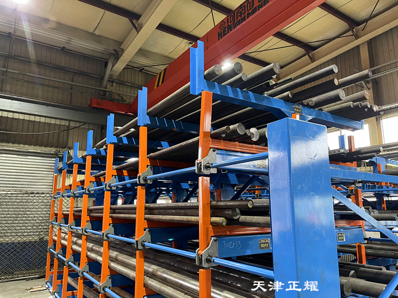 福建漳州伸縮式懸臂貨架立體存放銅排鋁型材鋼管圓鋼軸
