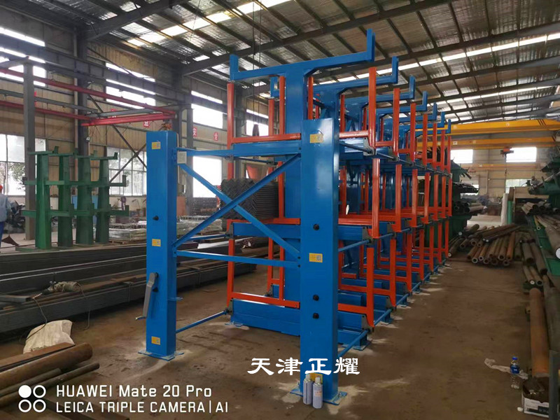 鋼材貨架新案例伸縮式立體分類擺放幾十種鋼材整齊省地