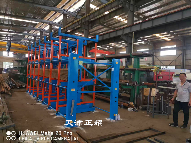 山東日照伸縮式懸臂貨架 型材貨架 鋼材貨架 軸貨架