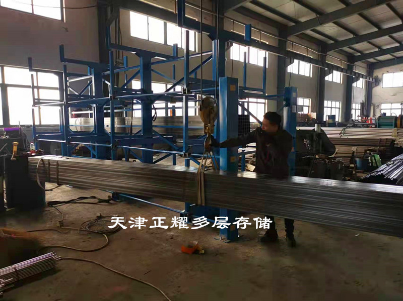 江蘇蘇州常熟管材存放更省空間的方式手搖伸縮式管材貨架