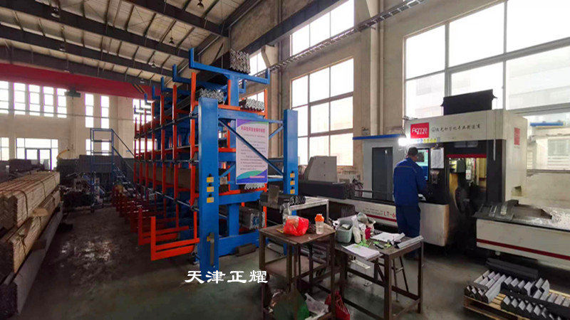 河南南陽伸縮式雙懸臂貨架立體存放省空間種類多整齊