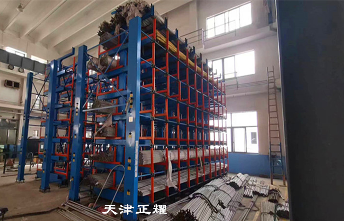鋼材怎么存放省空間整齊方便吊車存取 手動(dòng)搖出式鋼材貨架