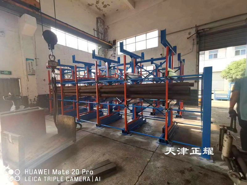 伸縮式懸臂貨架多層立體存放方管型鋼角鐵槽鋼軸