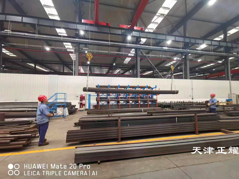 浙江寧波伸縮懸臂貨架立體存放幾十種材料整齊省空間