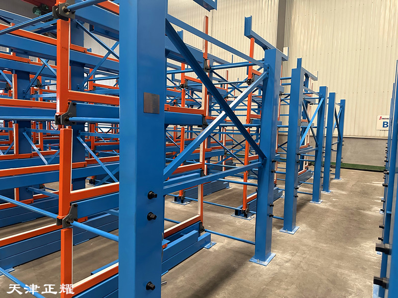 管材存放新方式伸縮式懸臂貨架圖片立體擺放整齊省空間