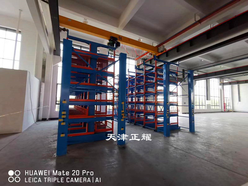 浙江案例伸縮式懸臂貨架上架擺放60噸管材圓鋼型材