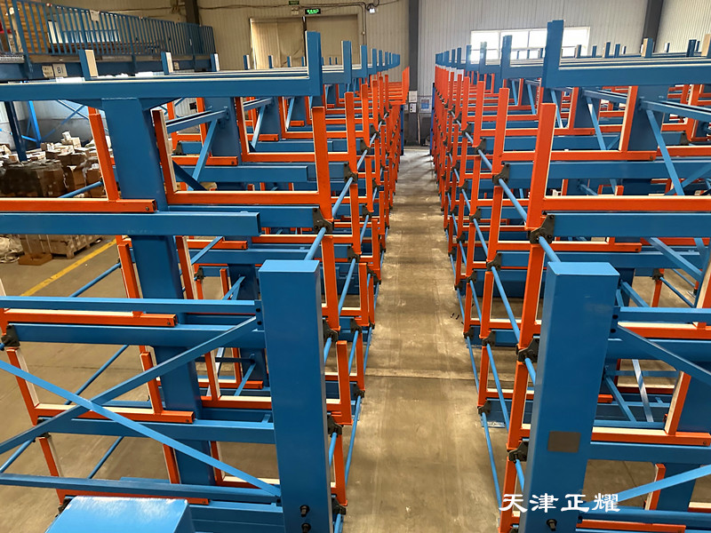 江蘇南通伸縮懸臂式貨架立體存放幾十種長料整齊省空間
