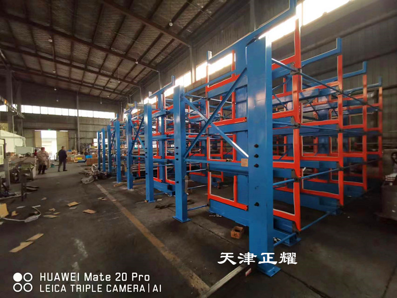 伸縮式鋁棒貨架立體存放方式省空間整齊數(shù)量清晰