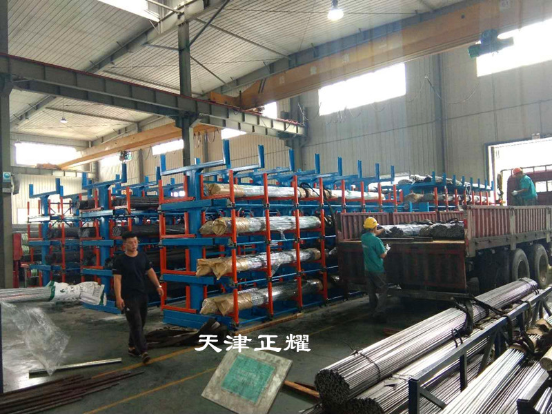 陜西咸陽(yáng)鋼筋存放架伸縮式立體存放鋼筋半成品等材料