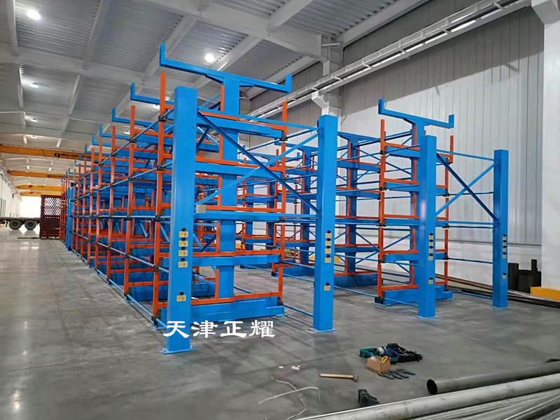 伸縮式懸臂貨架來解決車間物料長料立體存儲(chǔ)問題