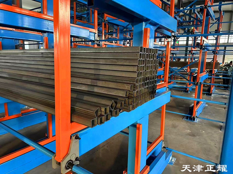 車間找料困難空間小怎么辦立體存儲新方式伸縮懸臂貨架