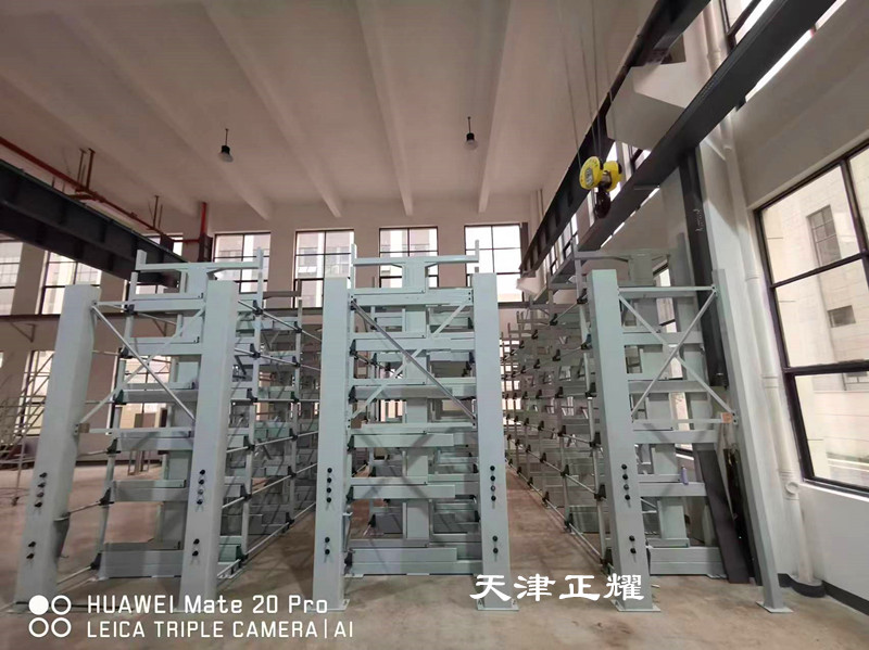 伸縮懸臂貨架助力管材存儲(chǔ)解決方案節(jié)省方便快捷耐用