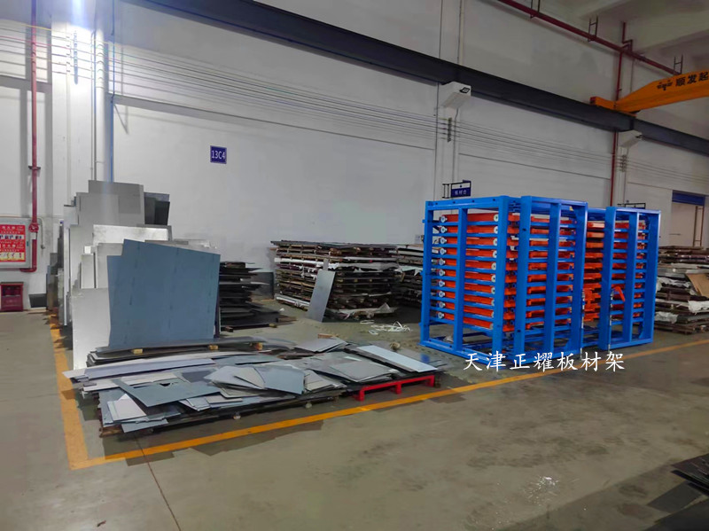 抽屜式板材貨架實現(xiàn)小空間大存儲，提升企業(yè)的生產(chǎn)效率