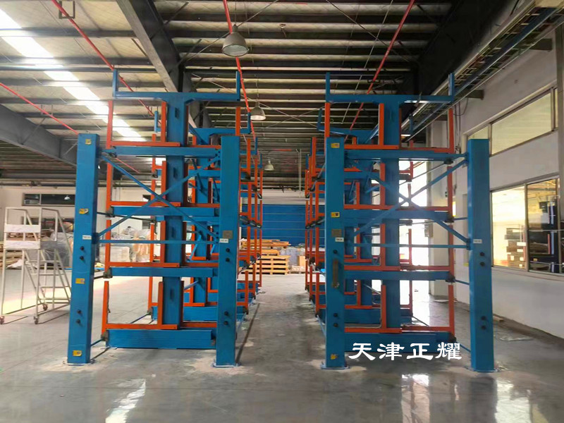 江蘇蘇州伸縮式懸臂貨架充分利用空間提高存儲量