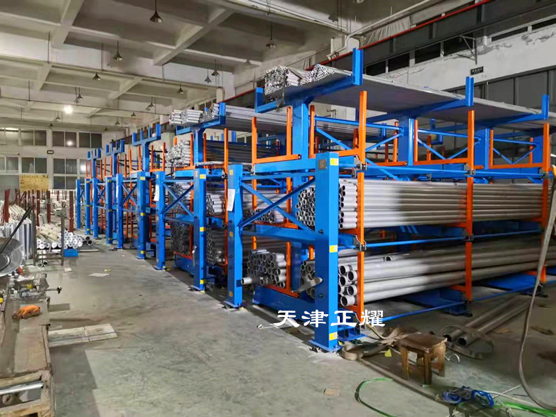 管材為什么不地面擺放而是用伸縮式管材貨架的優(yōu)勢