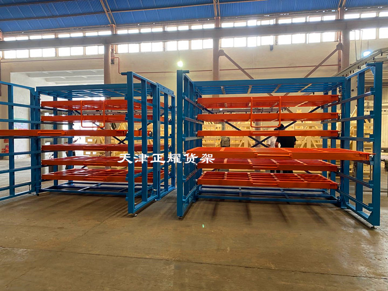 多層抽屜式鋼板貨架實(shí)現(xiàn)了鋼板的快速安全存取