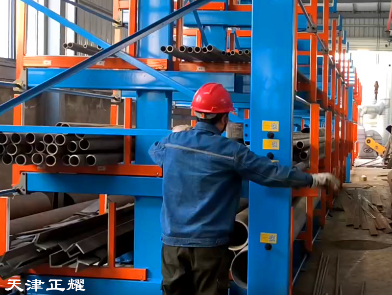 伸縮式懸臂貨架市場(chǎng)反響熱烈，用戶好評(píng)如潮