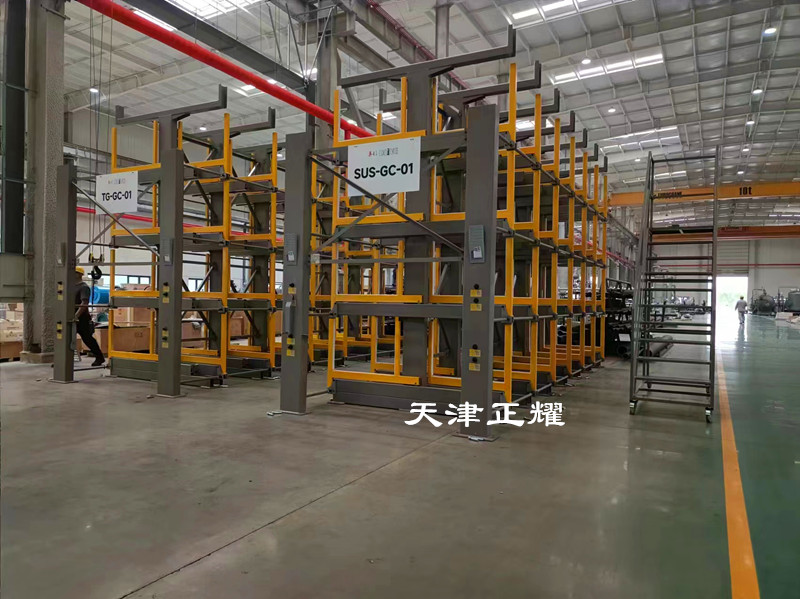 鋼材存儲(chǔ)使用伸縮式鋼材貨架存儲(chǔ)量高操作簡(jiǎn)單便捷