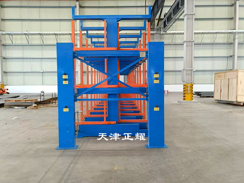 伸縮式懸臂貨架分類清晰，存取便捷，提升工作效率