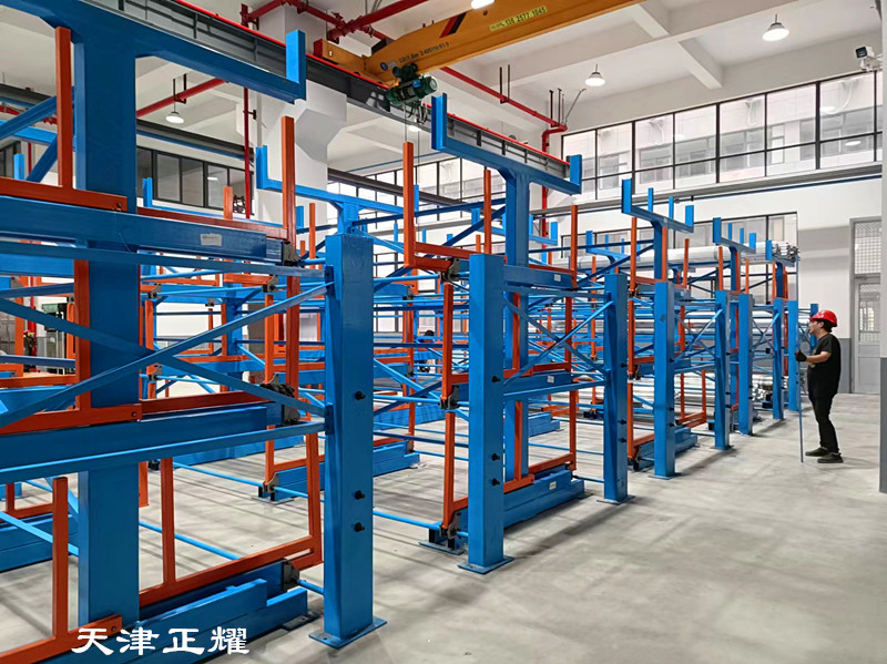 伸縮式懸臂貨架高效管理，提升運(yùn)營效率，保障安全