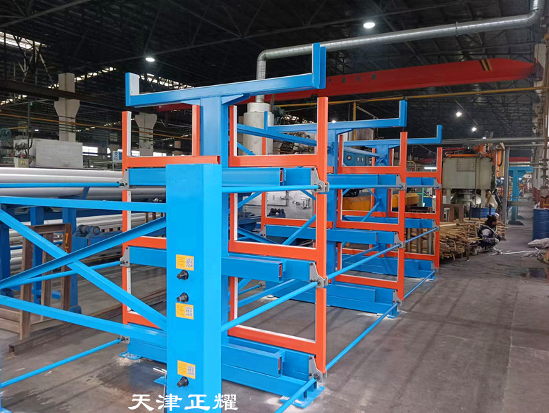 伸縮式棒料貨架實現(xiàn)了棒料的立體化、高密度存儲